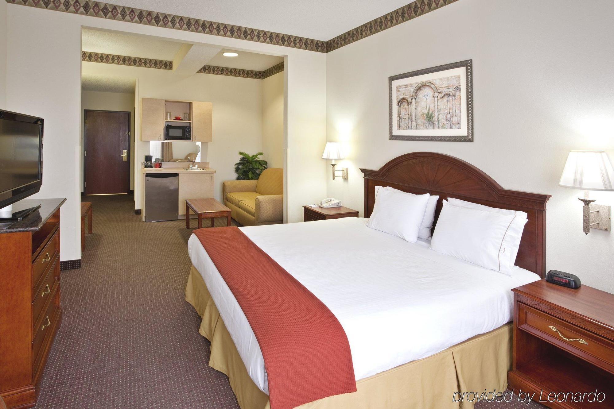 Holiday Inn Express Toledo-Oregon, an IHG hotel Habitación foto